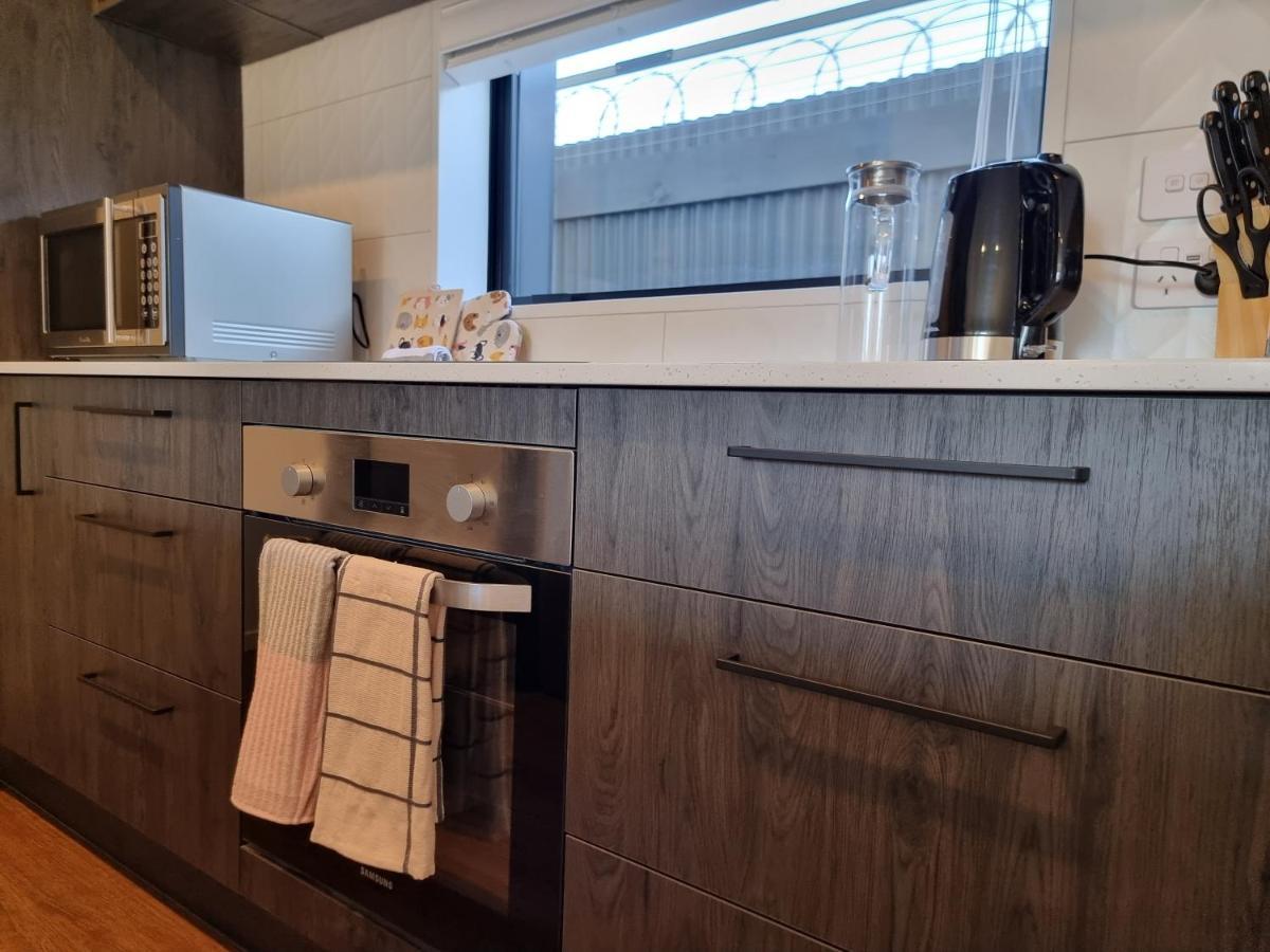 הוילה כרייסטצ'רץ' Addington Townhouse With Carpark 8Mins Walk To Hagley Park South מראה חיצוני תמונה