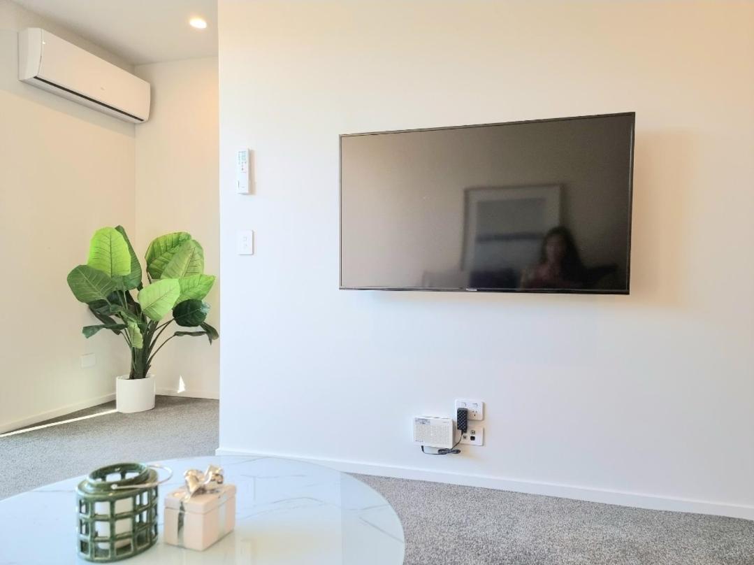 הוילה כרייסטצ'רץ' Addington Townhouse With Carpark 8Mins Walk To Hagley Park South חדר תמונה